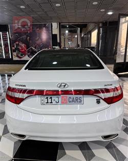 هيونداي أزيرا